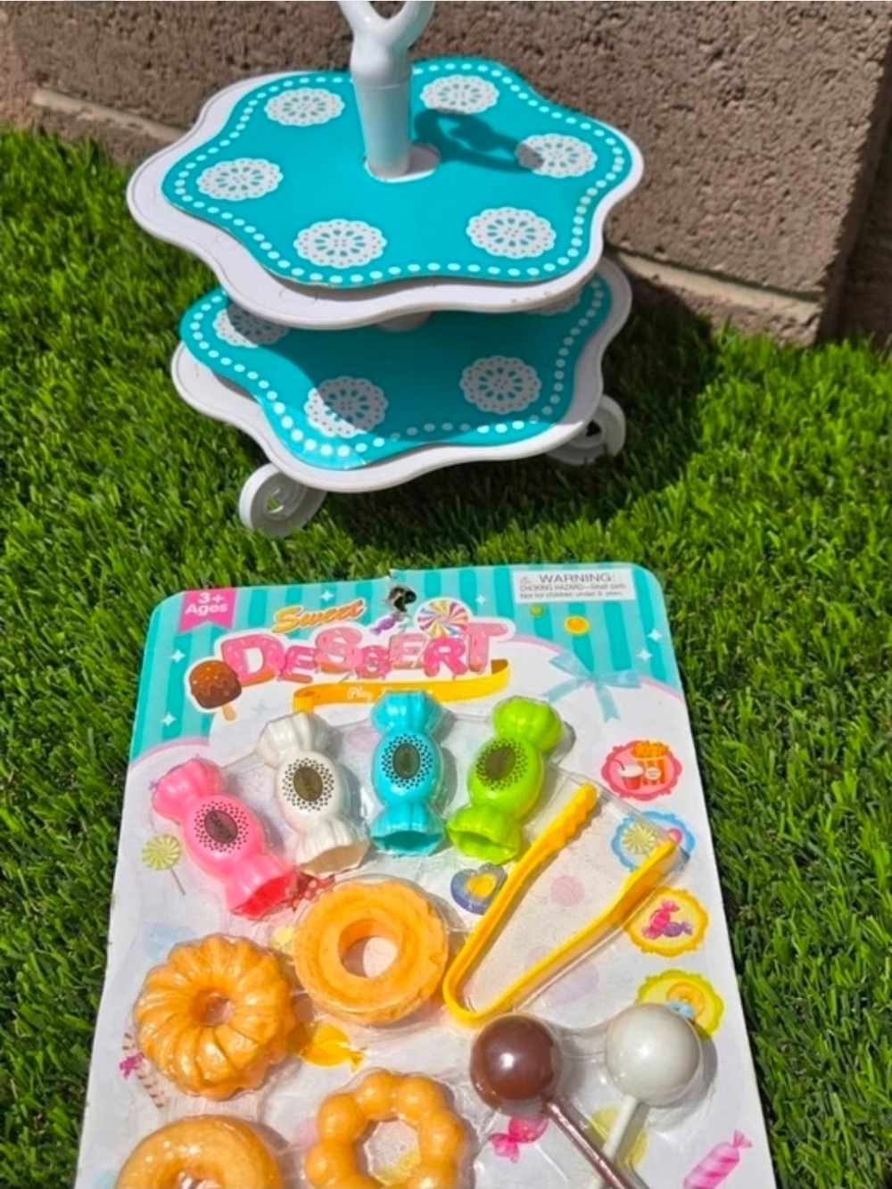 Kids Toy Dessert Stand With Flayfood Toys